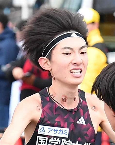 国学院大3年の平林清澄が初マラソン日本最高2時間6分18秒でv 4分台選手とマッチレース「怖くて仕方なかった」も「気にしちゃ駄目」 勝負に徹し