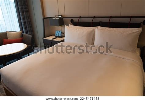 Luxury Hotel Room Tokyo Japan Stock Photo 2245471453 | Shutterstock