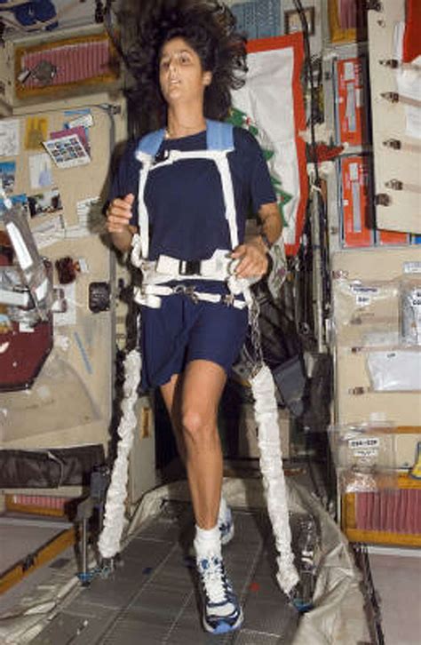 Williams Gets Record For Longest Spaceflight By Woman