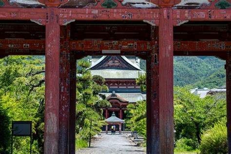 exploring japanese temples history culture  travel guide