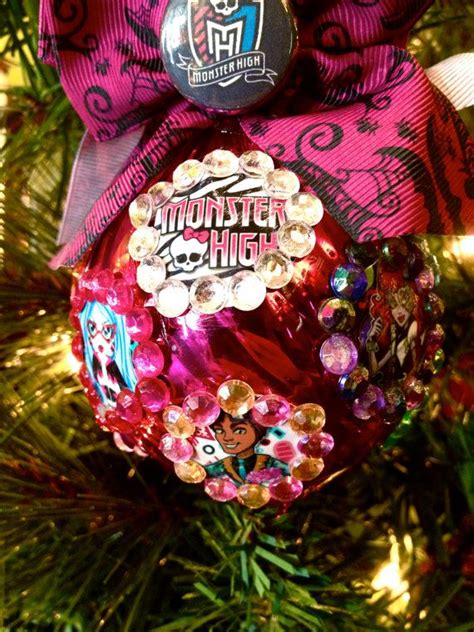 Monster High Christmas Ornament Clawd Wolf Clawdeen Wolf Spectra