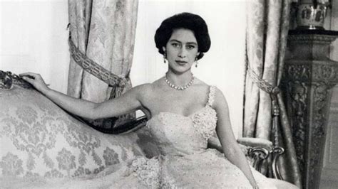 Princess Margaret Style File Rare Pictures | Vogue India | Vogue India