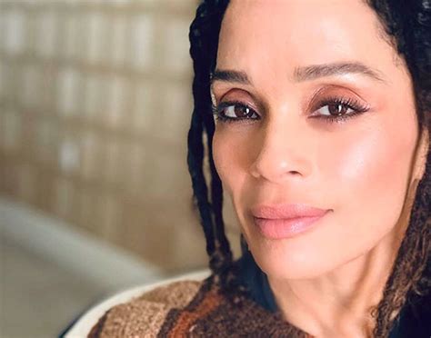 She Played Denise Huxtable On The Cosby Show See Lisa Bonet Now At