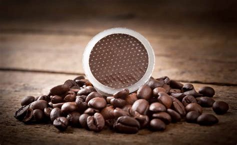 Coffee Beans vs. Coffee Pods (Which One is Better?) - Taste the Latte