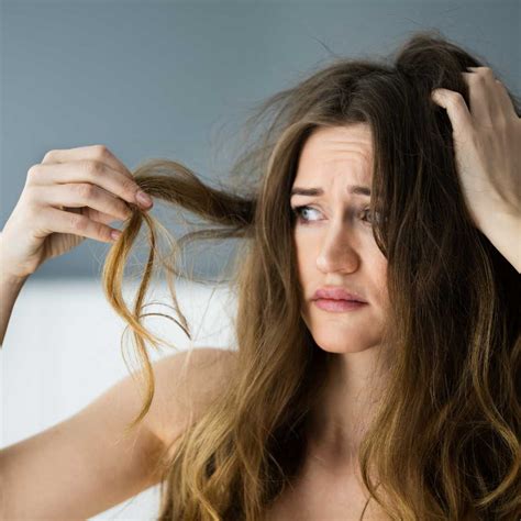 What Does Damaged Hair Look Like? | Charm and Champagne