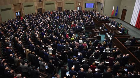 Sejm Za Dalszymi Pracami Nad Prezydenckim Projektem Ustawy O SN I KRS