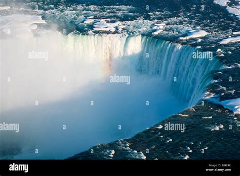 Horseshoe falls hi-res stock photography and images - Alamy