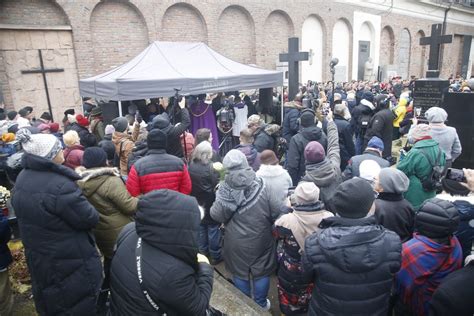 Pogrzeb Jerzego Połomskiego Artysta spoczął na Starych Powązkach w