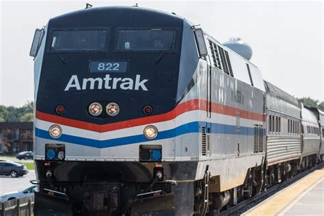 Amtrak Train Hits Kills Bicyclist In Berwyn Chicago Sun Times