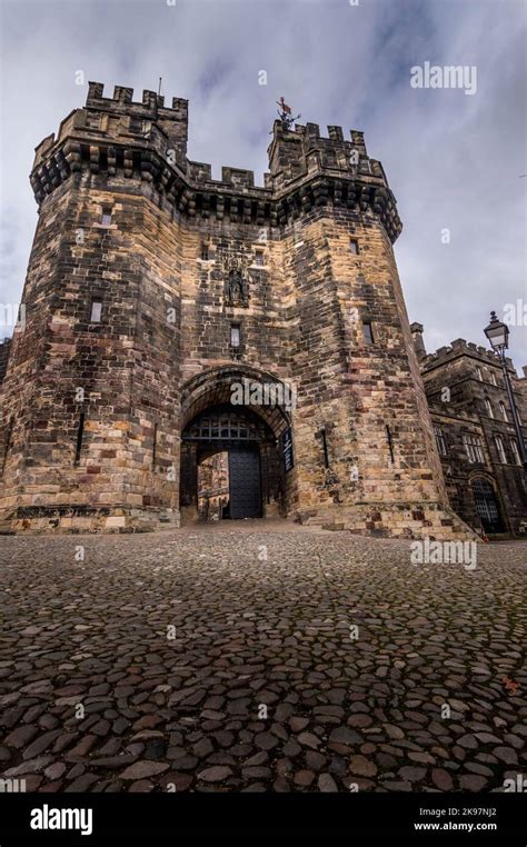 Lancaster Castle, Lancashire, UK Stock Photo - Alamy