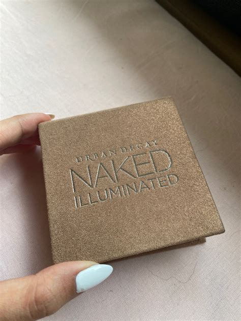 Urban Decay Naked Illuminated Beauty Personal Care Face Makeup On