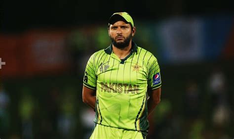 Shahid Afridi reconsidering retirement plans | India.com