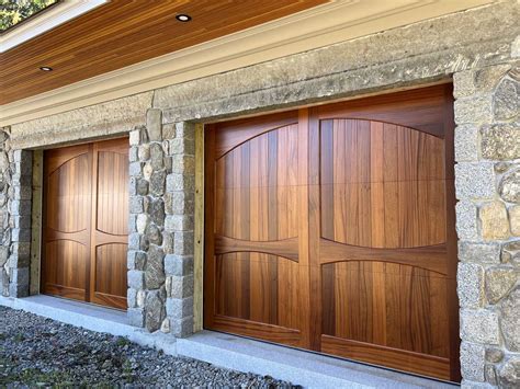 Neubauer Carriage Doors Wood And Carriage Garage Doors Nh