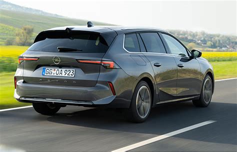 Rijtest Opel Astra Sports Tourer Groenlicht Be