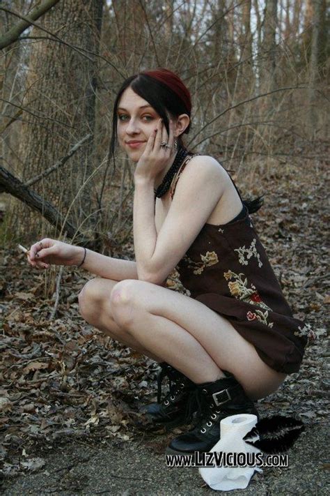 Liz Vicious Fingers Her Pussy Outside Porn Pictures XXX Photos Sex Images 3581217 PICTOA