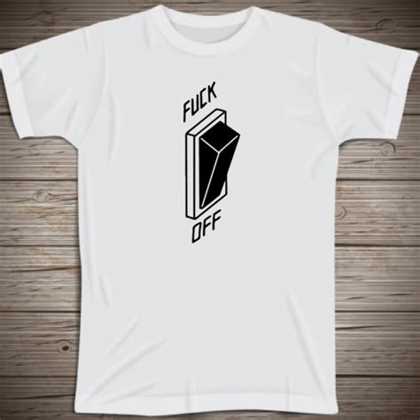 Camiseta Fuck Off Pintura feita à mão Elo Produtos Especiais