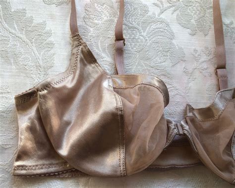 Vtg 80s Lily Of France Bra Front Hook Underwire Liquid Satin And Sheer