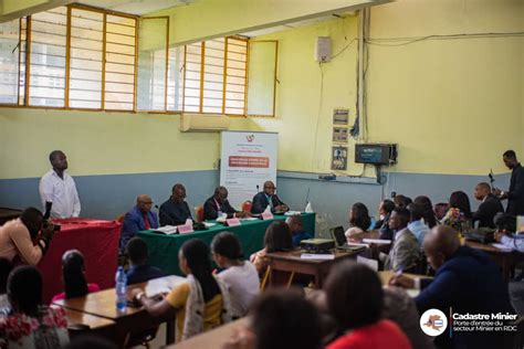 RDC Face aux étudiants de l UCC Popol Mabolia prône la vision de