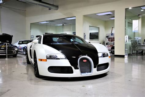 Bugatti Veyron Super Sport Matte White