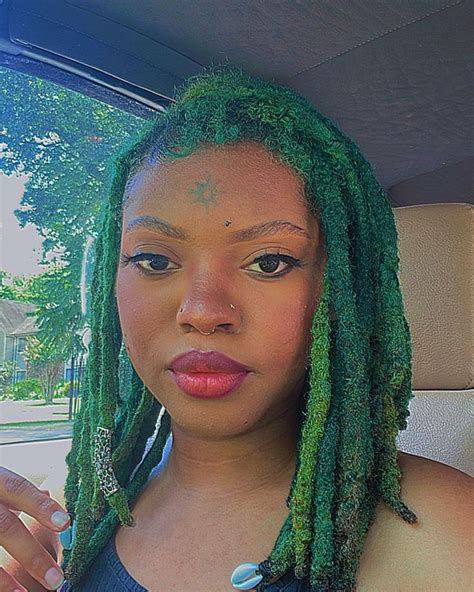 Y2k Green Locs Itsmumblebee In 2022 Beautiful Dreadlocks Dread Hairstyles Black Beauties