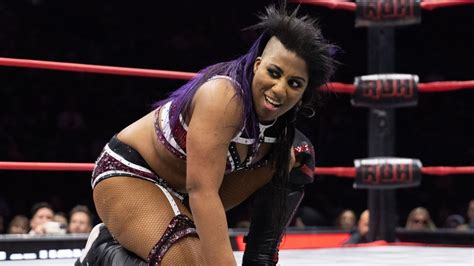 Forever Roh Womens Champion Athena Reportedly Suffers Injury During