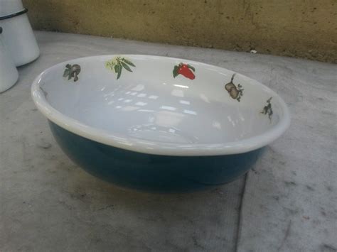 Hermoso Tazón Vintage En Peltre Recipiente Para Ensaladas O Molde Para