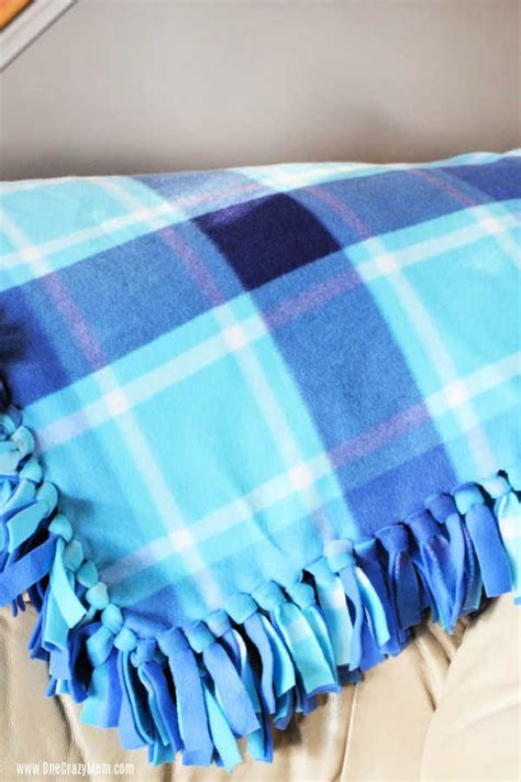 how to make tie blanket 8
