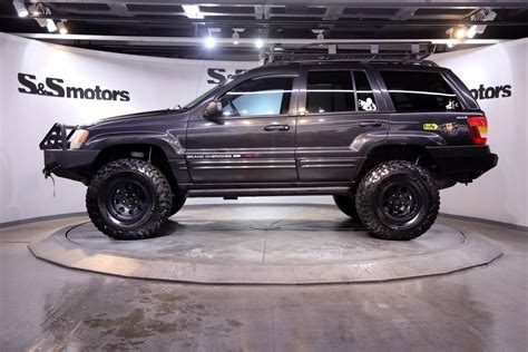 Grand Cherokee V