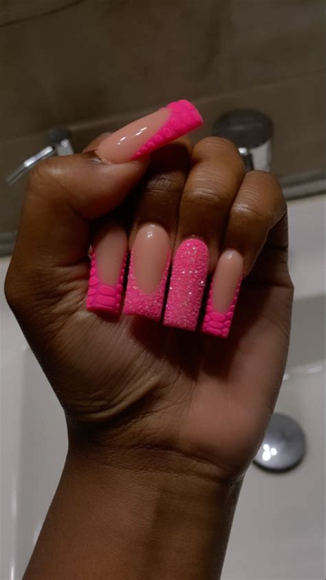 𝐅𝐨𝐥𝐥𝐨𝐰 𝐁𝐎𝐔𝐉𝐈𝐏𝟏 𝐅𝐨𝐫 𝐌𝐨𝐫𝐞🫶🏾 Pink Nails Colored Acrylic Nails Gel Nails