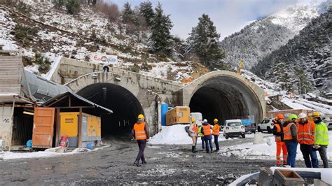 Col Di Tenda Il Tunnel Che Non C La Stampa