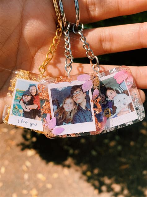 Resin Photo Keychain With Flowers Photo Keychain Resin Etsy Diy