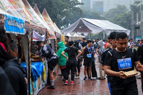 Berjualan Di Medan Run Pelaku Umkm Peroleh Untung Dan Senang