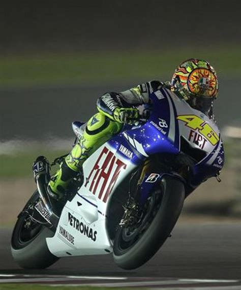 Photo Valentino Rossi Sur Yamaha En Moto Gp Acheter Photo Valentino