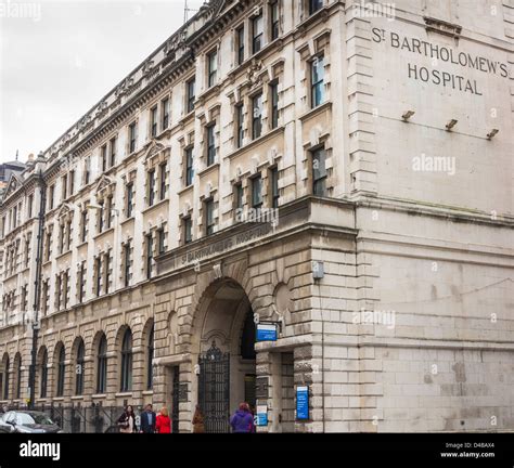 St Bartholomew S Hospital London Fotograf As E Im Genes De Alta