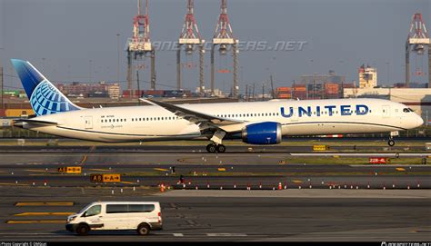 N17015 United Airlines Boeing 787 10 Dreamliner Photo By OMGcat ID