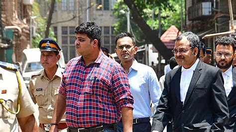 Cbi Summons Ex Ncb Officer Sameer Wankhede On May Oneindia News