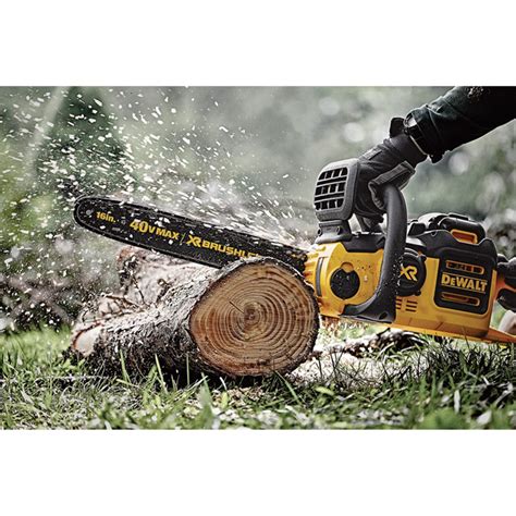 Dewalt Max 40 Volt Li Ion Cordless Chainsaw — 16in Bar 40ah Battery