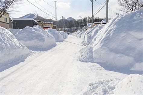 北海道の雪はいつからいつまで降るの？冬の楽しみ方や注意点なども徹底解説｜prezoプレゾ 北海道のお取り寄せグルメと産直通販