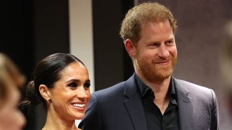 Inmitten der Kritik Prinz Harry und Meghan genießen Date