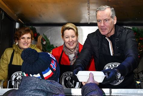 Frank Zander Weihnachten für Obdachlose mit Henry Maske Franziska