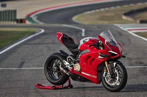 Prova Ducati Panigale V R Test La Regina Prove Moto It