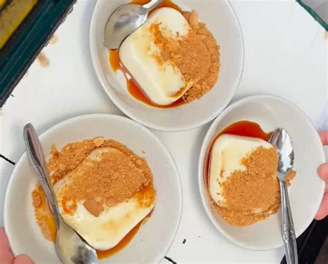 Rela Antre Panjang Demi Puding Taman Barito Puding Karamel Viral Yang