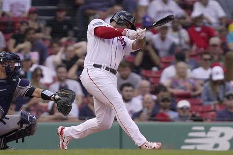 Yankees Sweep Fenway Park Doubleheader For First Time Since 2006 As Boone Gets 500th Win