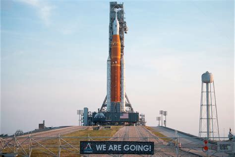 artemis iii  regions pour le retour damericains sur la lune