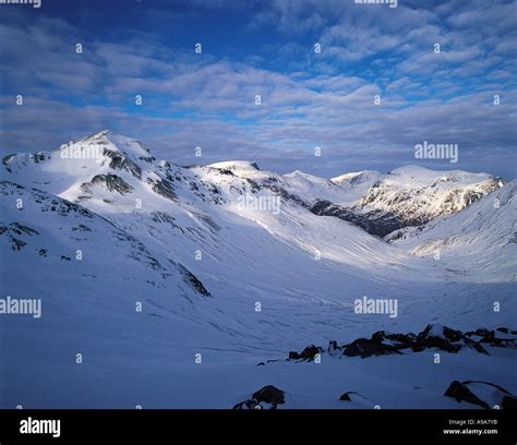 Stob Bhan Left With Ben Nevis And Summits Of The Nevis Range Mamore