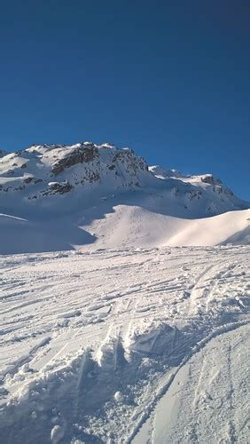 La Thuile Ski Resort Guide Snow