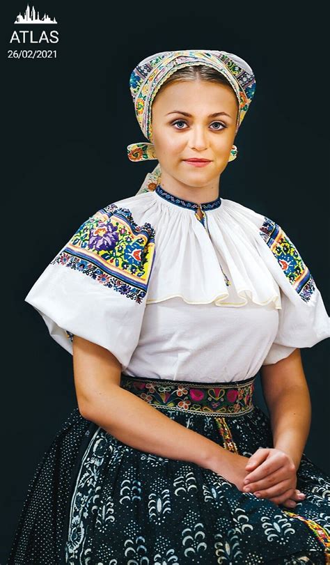 Slovakian Women European Costumes Folk Embroidery Farm Girl Folk