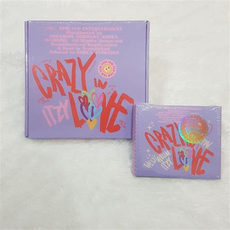 Jual READY STOCK ALBUM ITZY CRAZY IN LOVE PHOTOBOOK VER YEJI LIA