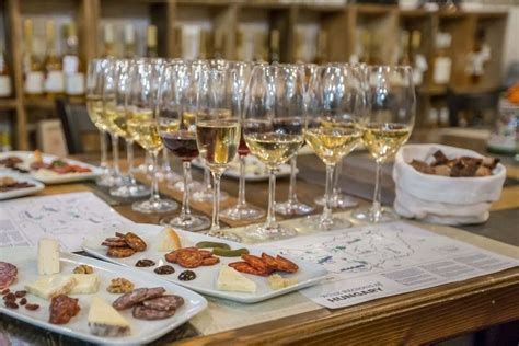 The Essentials Of Hungarian Wine Tasting | Food'n Road