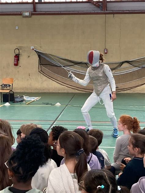 Une journée Olympique à la découverte de l escrime à l école St Charles